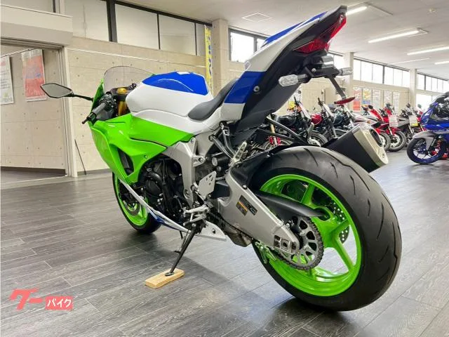 Kawasaki Ninja ZX-6R 40th ETC 2024 — миниатюра 4