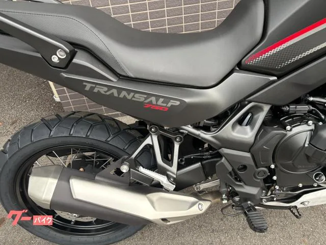 Honda XL750 2026 — миниатюра 2