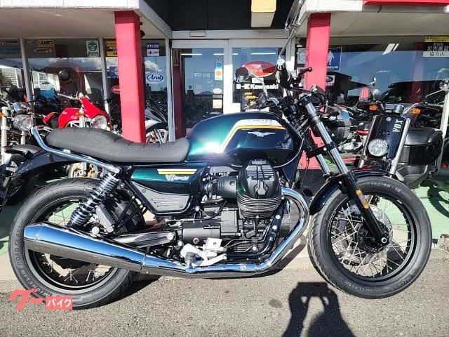 MOTO GUZZI V7 2025 2025 — фото 1, купить с доставкой в Москву
