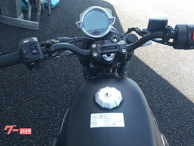 MOTO GUZZI V7 2026 — миниатюра 3