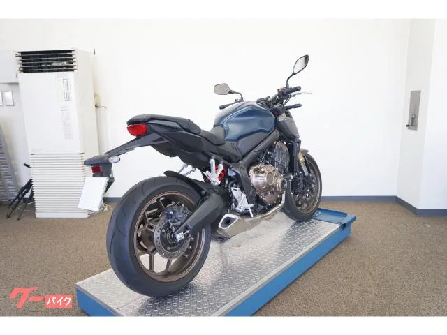 Honda CB650R 2023 — миниатюра 2