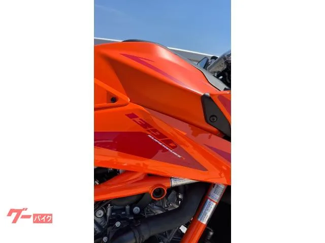 KTM 1390 R 2024 — миниатюра 2