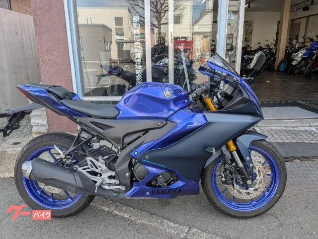 Yamaha YZF-R15 2023 2023 — фото 1, купить с доставкой в Москву