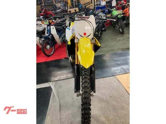 Suzuki RM-Z250 2025 — миниатюра 2