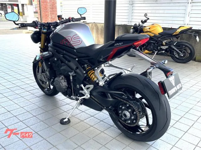 TRIUMPH 1200RS / 183 2025 — миниатюра 2