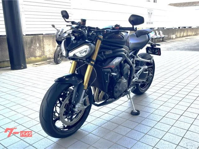 TRIUMPH 1200RS / 183 2025 — миниатюра 4