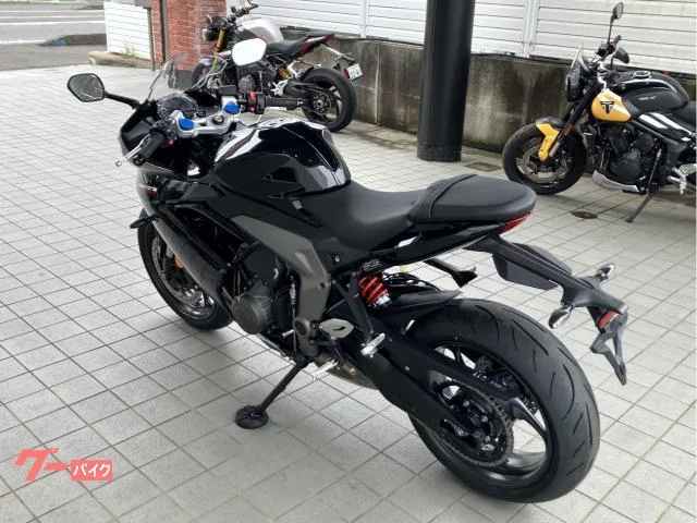 TRIUMPH 660 2026 — миниатюра 5