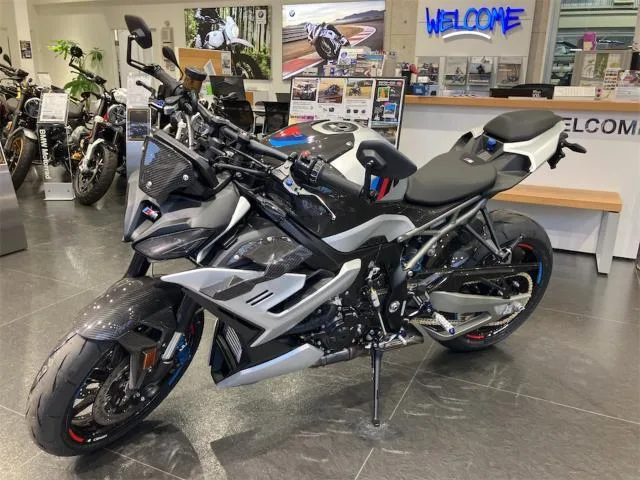 BMW M1000R M 2026 — миниатюра 4