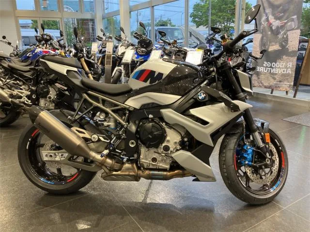 BMW M1000R M 2026 — фото 1, купить с доставкой в Москву