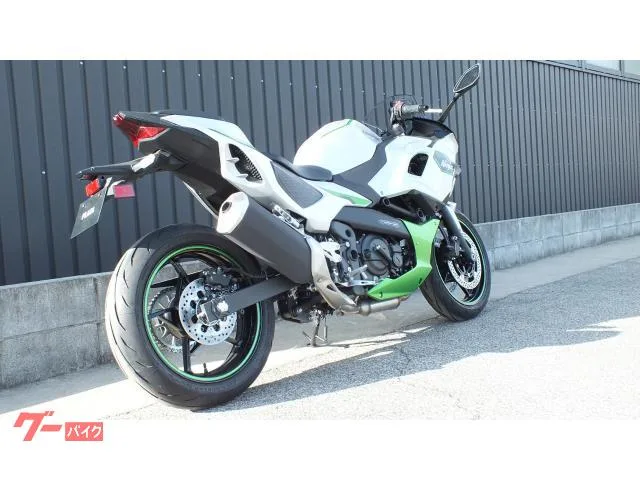 Kawasaki Ninja 7 Hybrid 2024 2025 — миниатюра 3