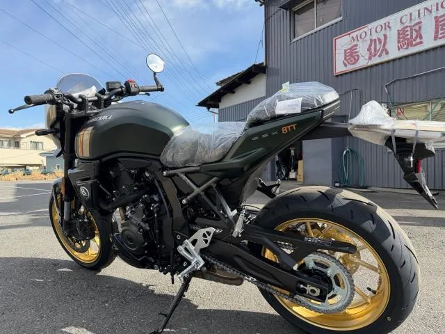 Suzuki GSX-8TT 3 2026 — миниатюра 5