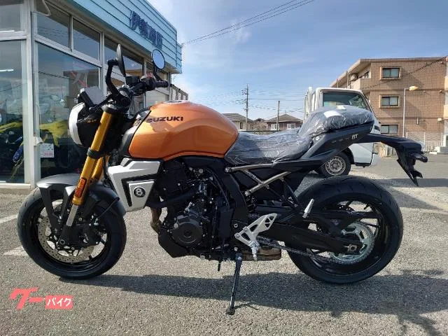 Suzuki GSX-8T 3 USB 2026 — миниатюра 2