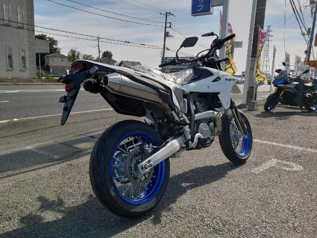 Suzuki DR-Z4SM 3 2025 — миниатюра 3