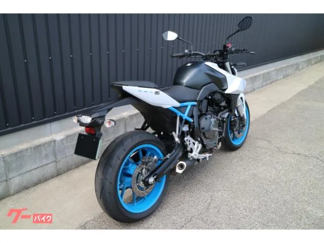 Suzuki GSX-8S 2023 — миниатюра 3