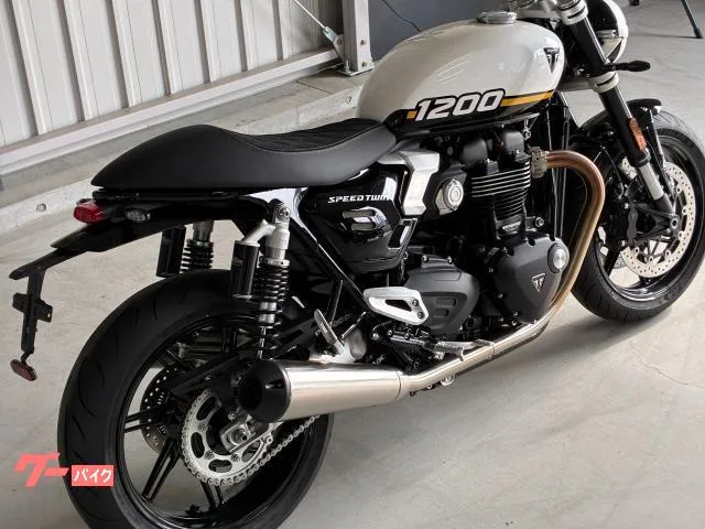 TRIUMPH 1200 2025 — миниатюра 3