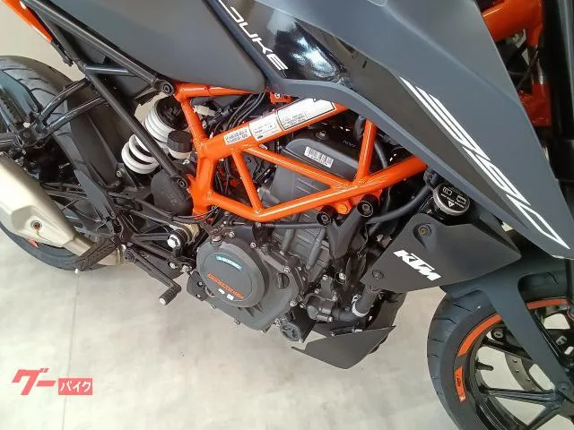 KTM 390 2023 — миниатюра 2
