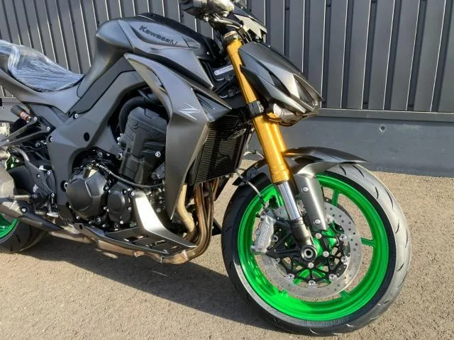 Kawasaki Z1100 SE 2026 / / / / USB 2026 — миниатюра 3