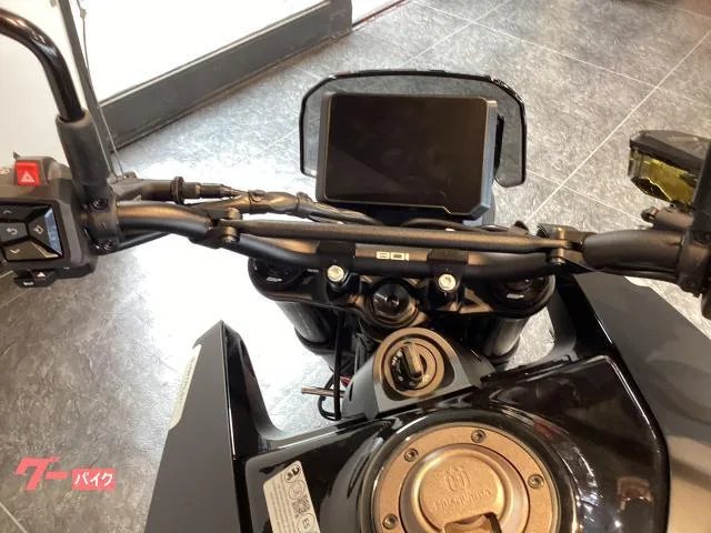 HUSQVARNA 801 2024 2024 — миниатюра 4