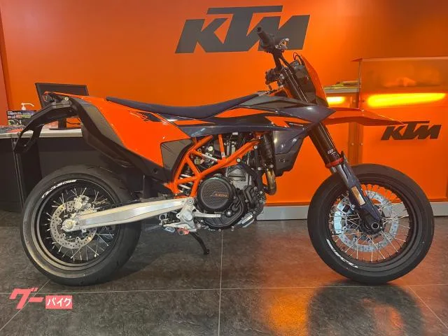 KTM 690SMC R 2026 2026 — фото 1, купить с доставкой в Москву