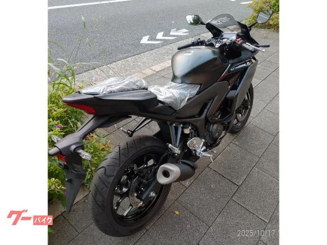 Yamaha YZF-R25 ABS 2025 - 5 CCU 2025 — миниатюра 4