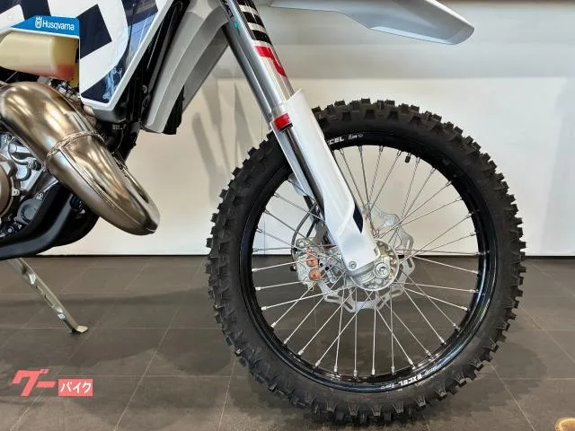 HUSQVARNA TE125 2026 — миниатюра 4
