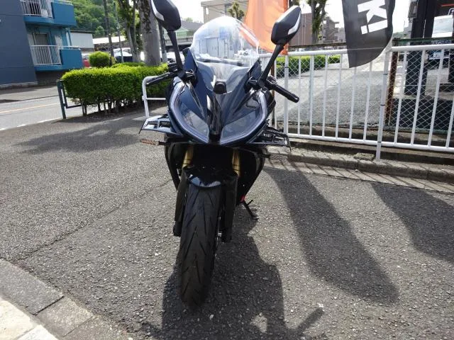 QJMOTOR SRK 400RS 2026 — миниатюра 4