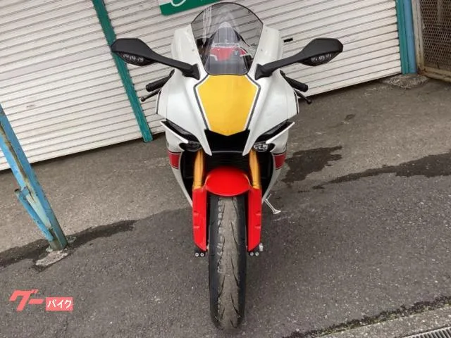 Yamaha YZF-R1 WGP60th GB 2022 2022 — миниатюра 3