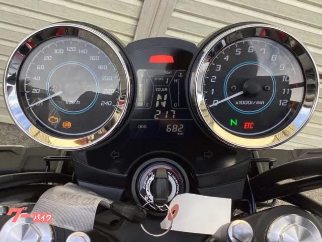 Kawasaki Z650RS 2024 — миниатюра 5