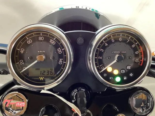 Kawasaki W230 2025 — миниатюра 2
