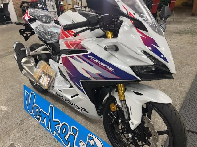 Honda CBR250RR ETC 2025 — миниатюра 4