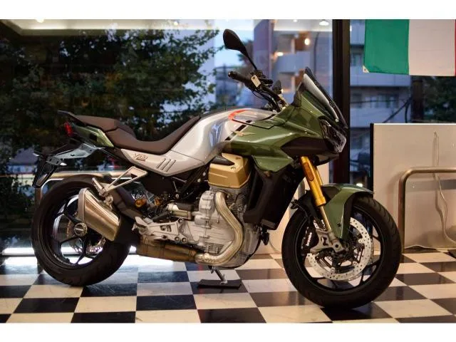 MOTO GUZZI V100 S 2023 — фото 1, купить с доставкой в Москву