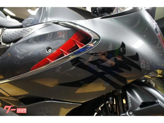 Suzuki (GSX1300R Hayabusa) USB 2022 — миниатюра 2