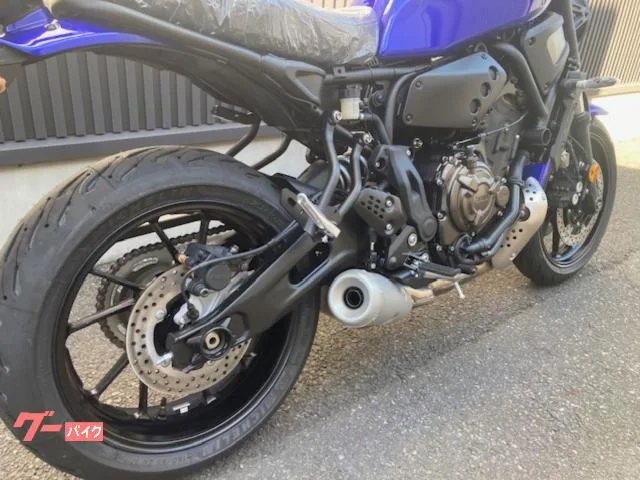 Yamaha XSR700 2024 — миниатюра 2