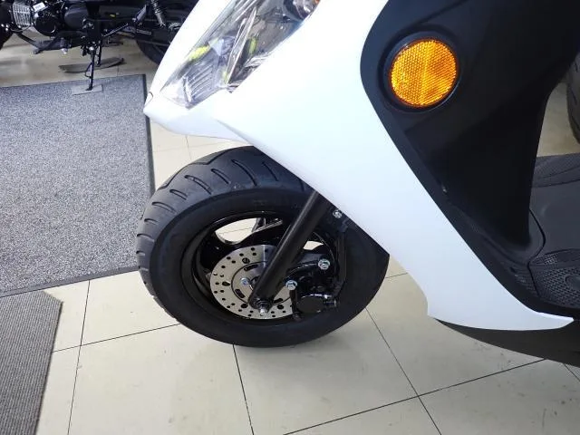 Yamaha AXIS Z 2026 — миниатюра 2