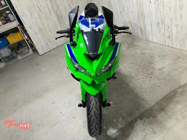 Kawasaki Ninja ZX-4RR 40th anniversary edition USB 2024 — миниатюра 3