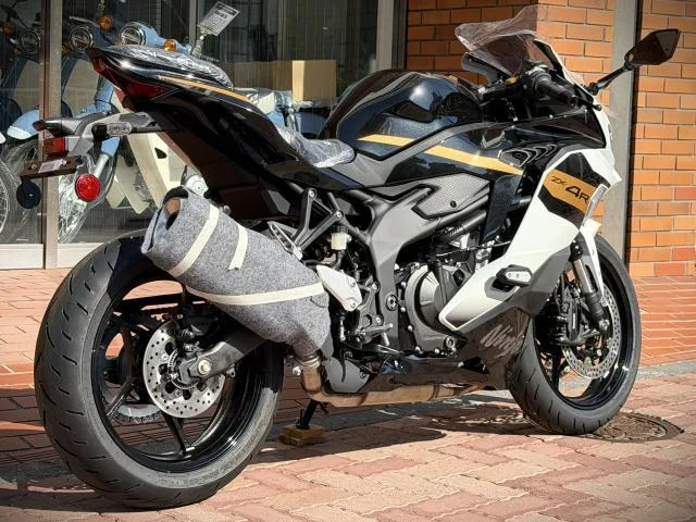 Kawasaki Ninja ZX-4R SE 26 2026 — миниатюра 2