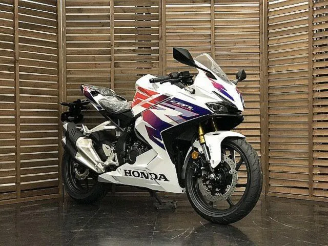 Honda CBR250RR 2025 — миниатюра 3
