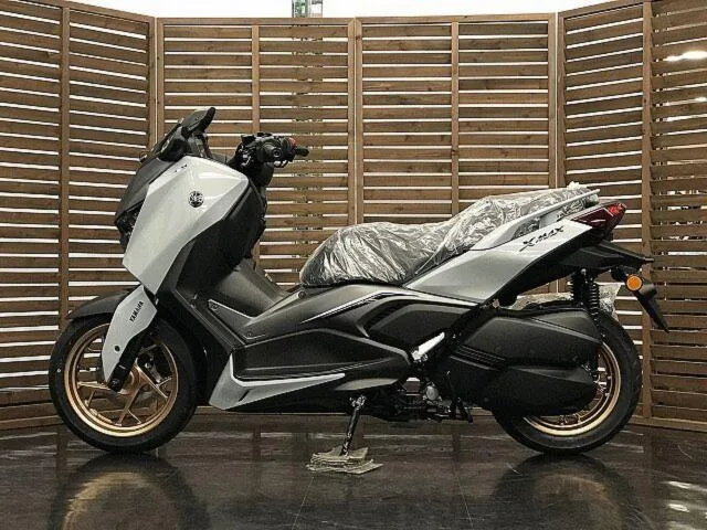 Yamaha X-MAX250 2025 — миниатюра 2