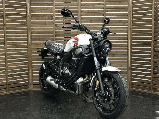 Yamaha XSR700 2024 — миниатюра 3