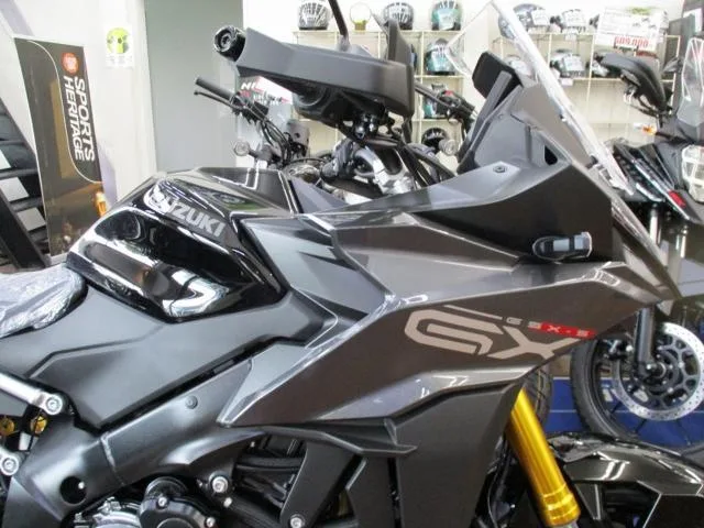 Suzuki GSX-S1000GX 2025 — миниатюра 3