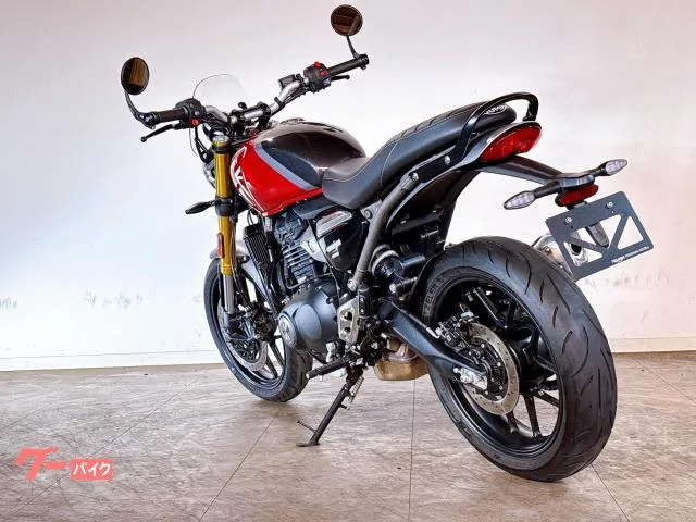 TRIUMPH 400 2024 — миниатюра 2
