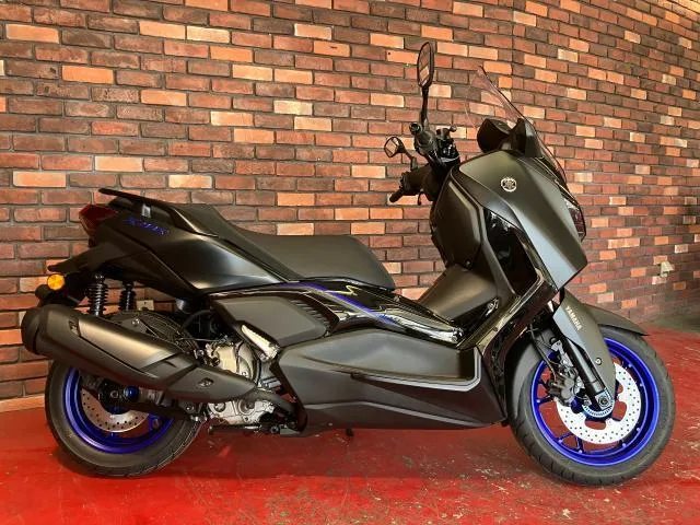 Yamaha X-MAX250 2025 — миниатюра 2