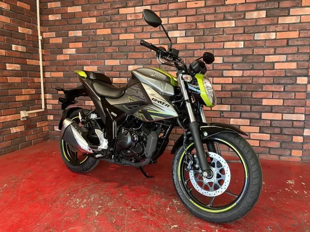 Suzuki GIXXER 150 2025 2025 — фото 1, купить с доставкой в Москву