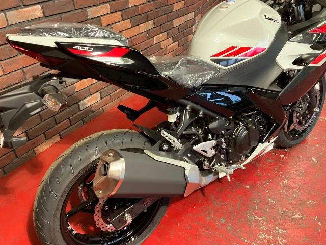 Kawasaki Ninja 400 ABS 2026 2026 — миниатюра 3