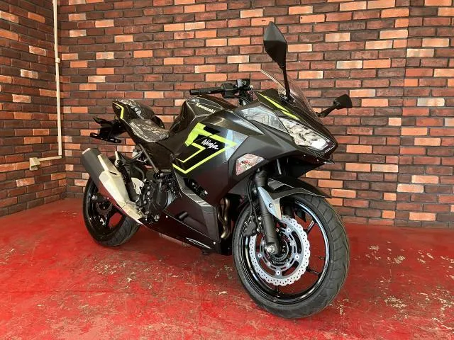 Kawasaki Ninja 250 2026 2026 — фото 1, купить с доставкой в Москву