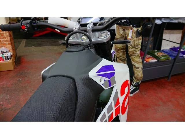 aprilia SX125 2023 — миниатюра 4