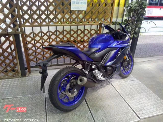 Yamaha YZF-R25 ABS 2022 — миниатюра 3