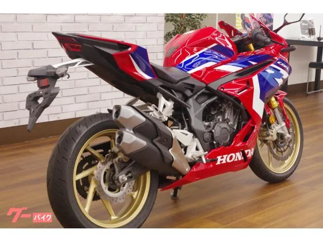 Honda CBR250RR 2023 — миниатюра 4