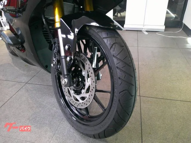 Yamaha YZF-R15 USBLED 2023 — миниатюра 3