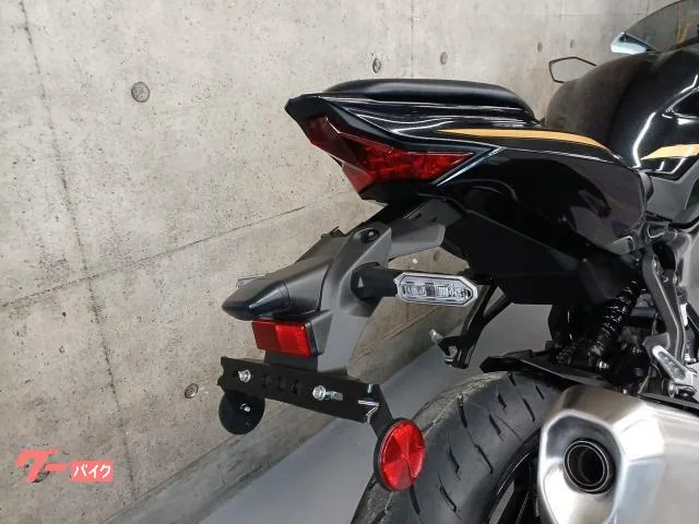 Kawasaki Ninja ZX-4R SE 2026 — миниатюра 5